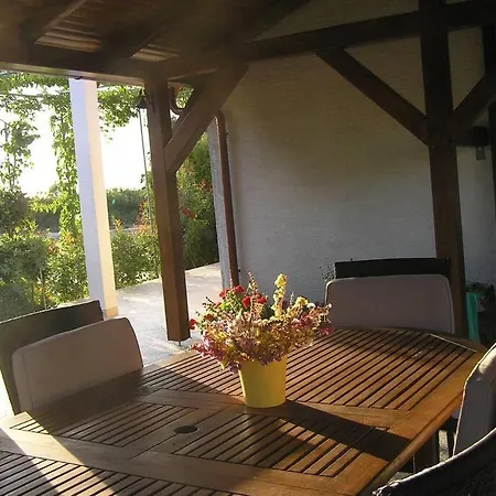 Lucia Holiday home
