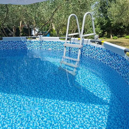 Lucia Holiday home Razanac