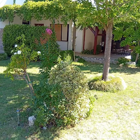 Lucia Holiday home