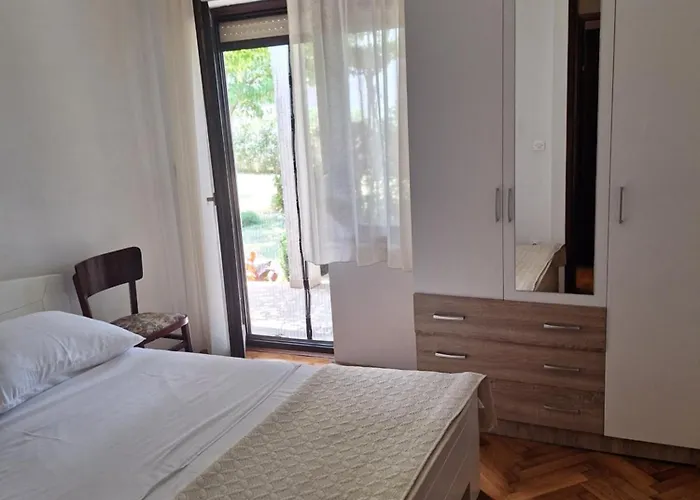 Lucia Hébergement de vacances *
